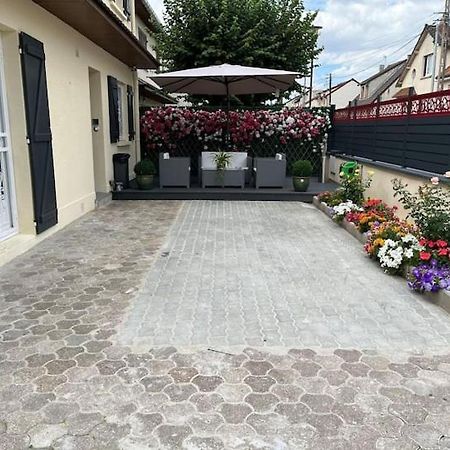 Chambre Privee Pour 4 Personnes En Banlieue Parisienne A Bondy Esterno foto